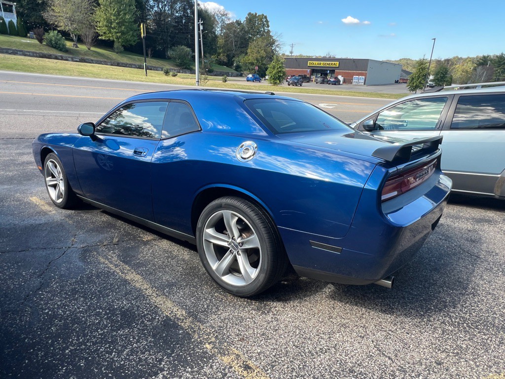 2009 Dodge Challenger Image 6