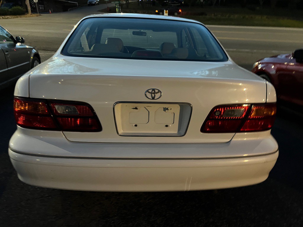 1999 Toyota Avalon Image 4