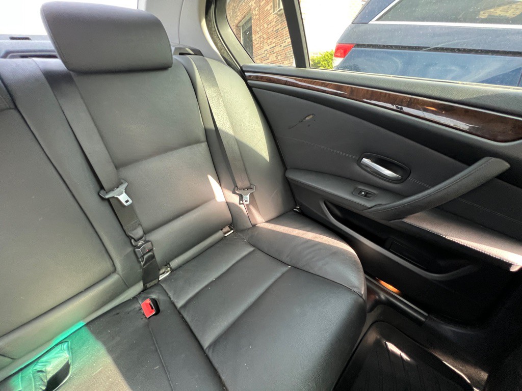 2010 BMW 5 Series Image 20