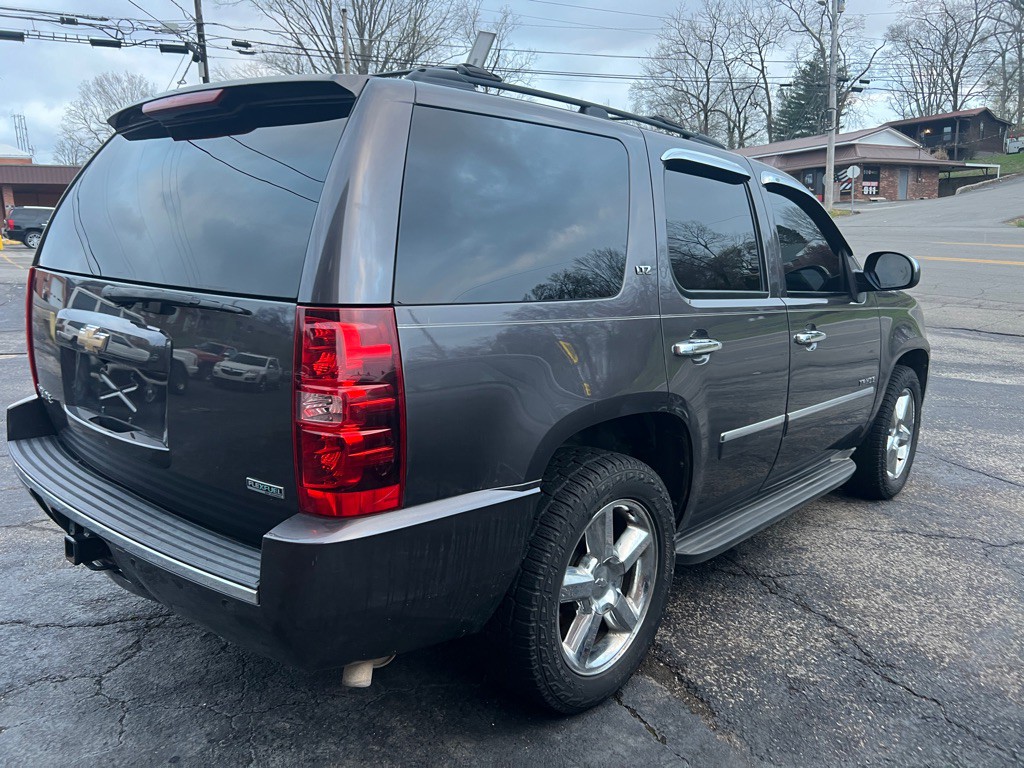 2011 Chevrolet Tahoe Image 9