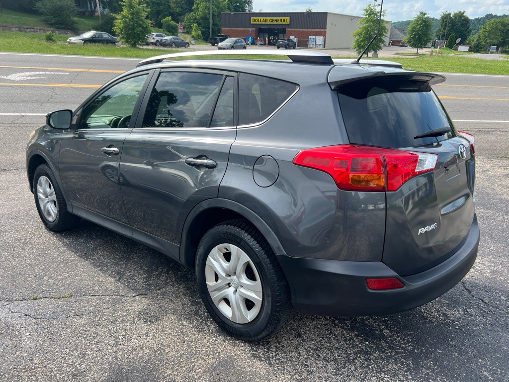 2013 Toyota Rav4 Image 10