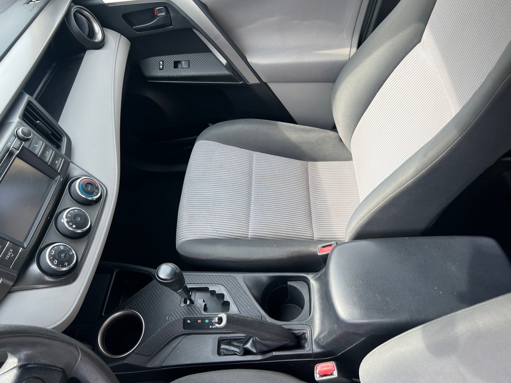 2013 Toyota Rav4 Image 23