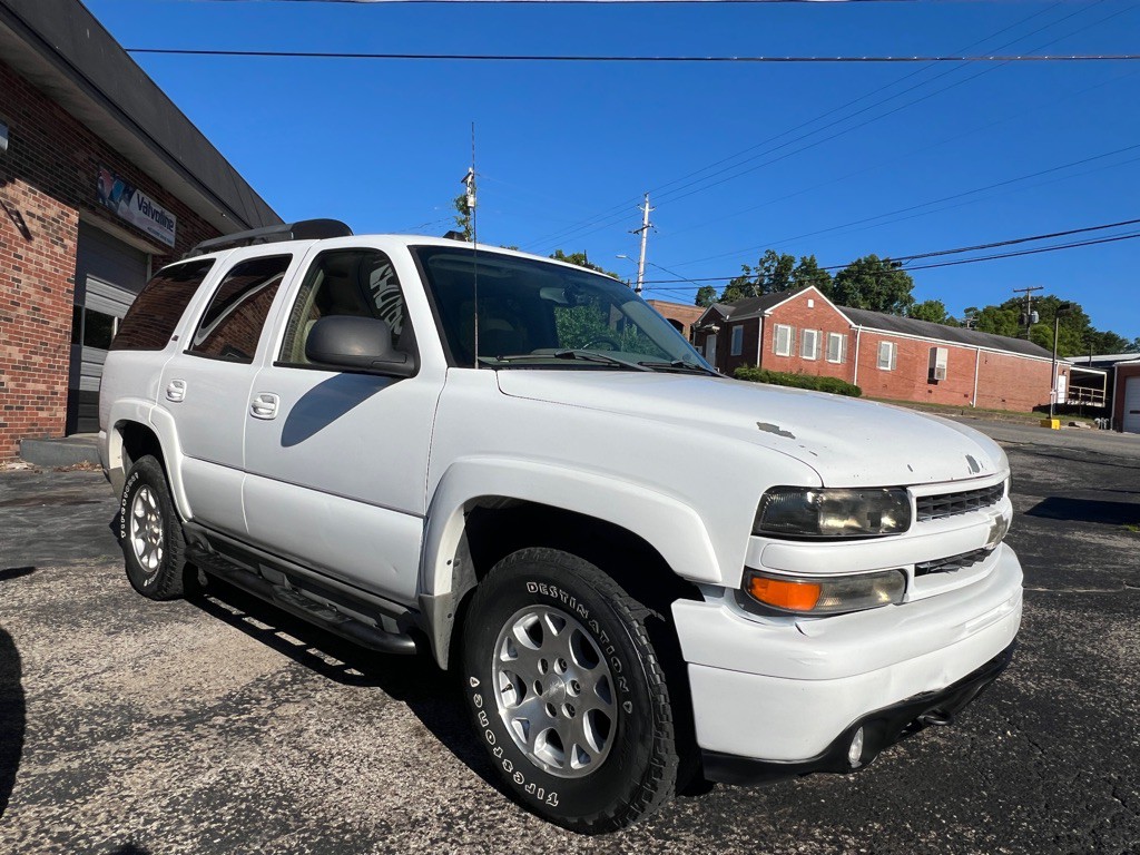 2005 Chevrolet Tahoe Image 3