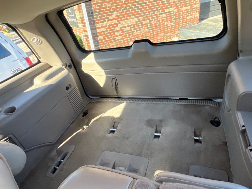2005 Chevrolet Tahoe Image 27