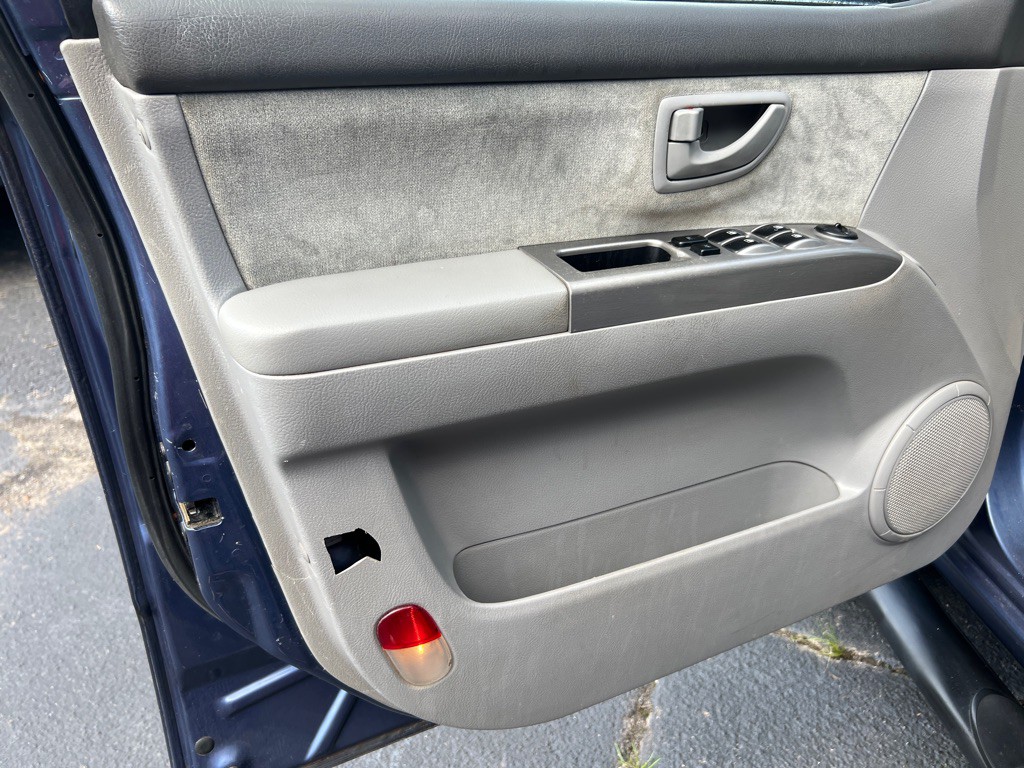 2006 Kia Sorento Image 17