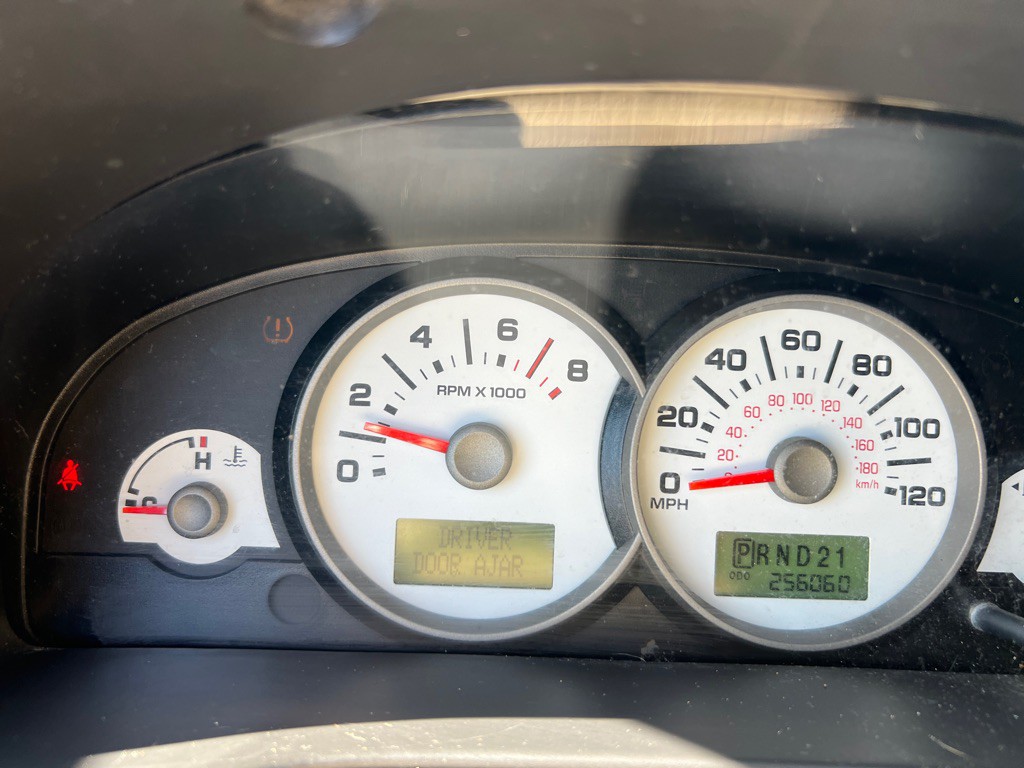 2007 Ford Escape Image 17