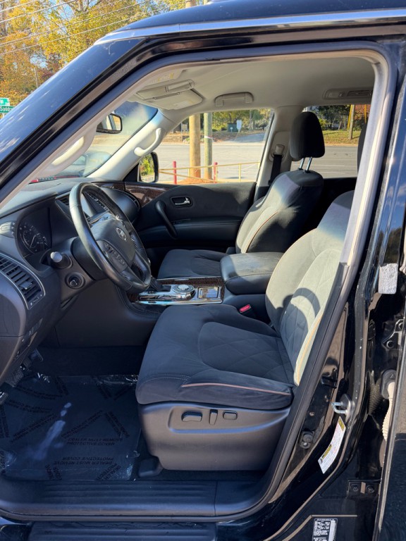 2017 Nissan Armada Image 6