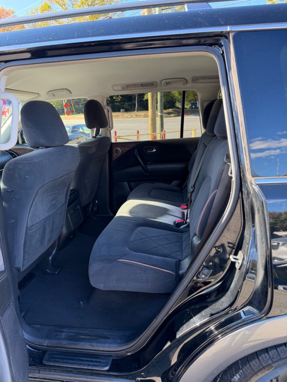 2017 Nissan Armada Image 7