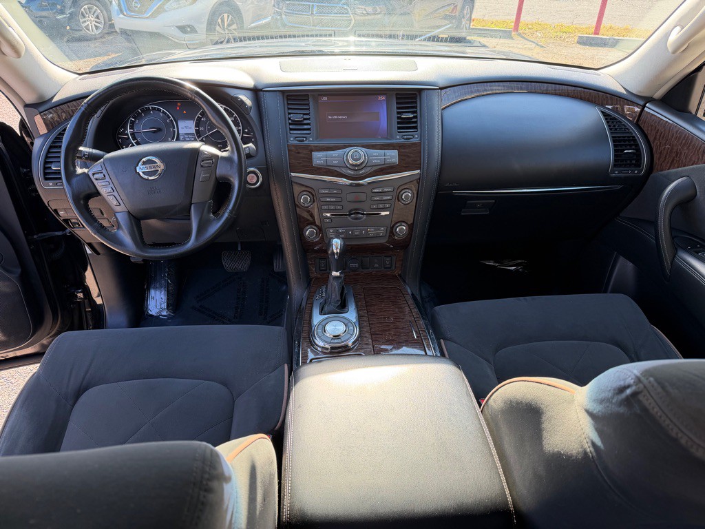 2017 Nissan Armada Image 9