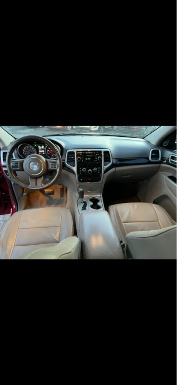 2012 Jeep Grand Cherokee Image 7