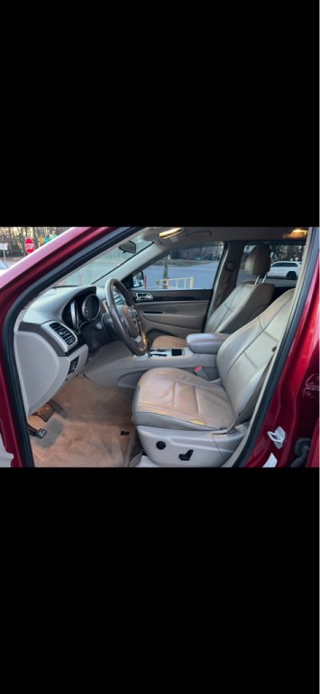 2012 Jeep Grand Cherokee Image 13