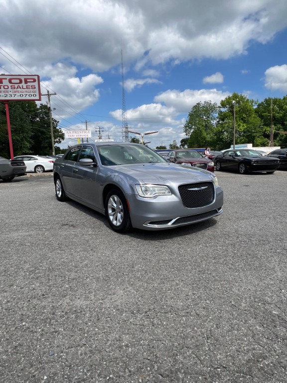2016 Chrysler 300 Image 5
