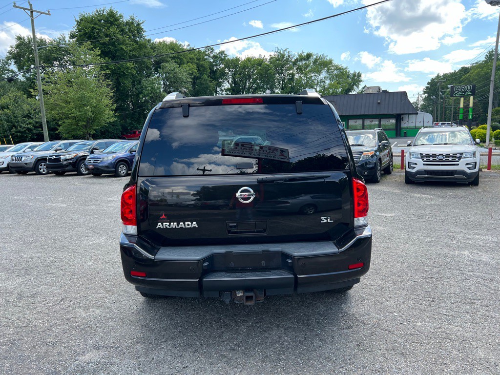 2012 Nissan Armada Image 3