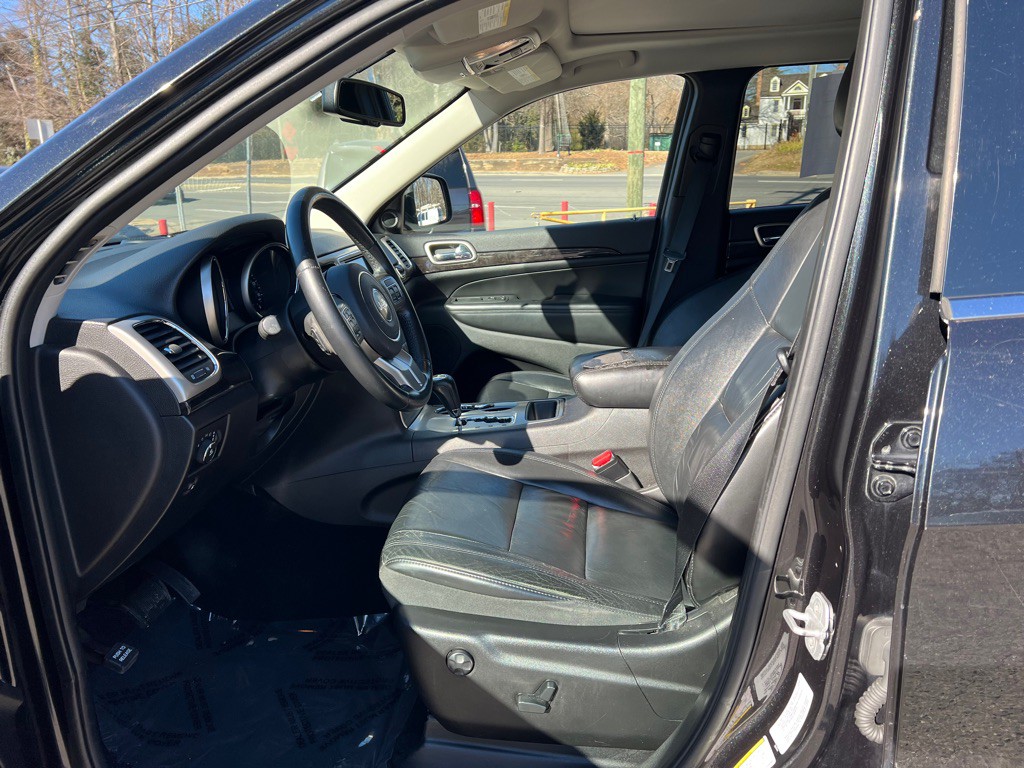 2012 Jeep Grand Cherokee Image 6