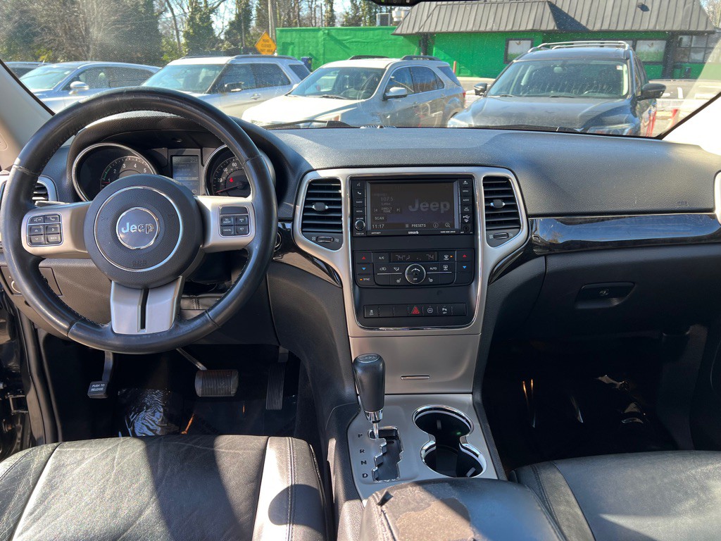 2012 Jeep Grand Cherokee Image 8