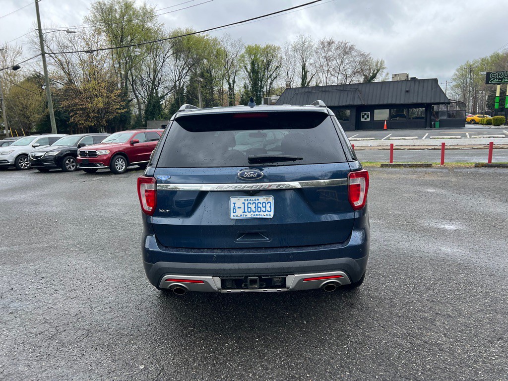2016 Ford Explorer Image 3