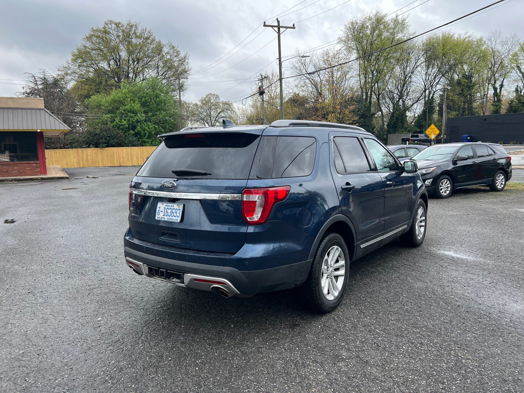 2016 Ford Explorer Image 4