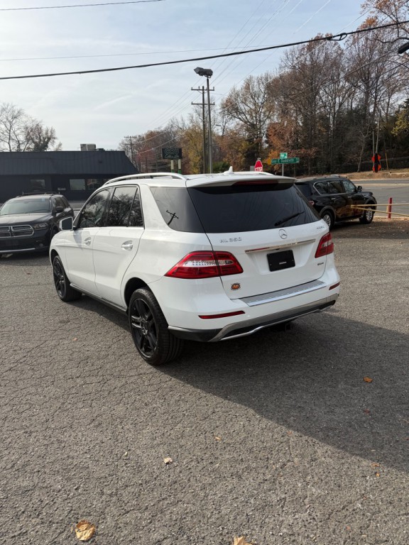 2015 Mercedes-Benz M-Class Image 2