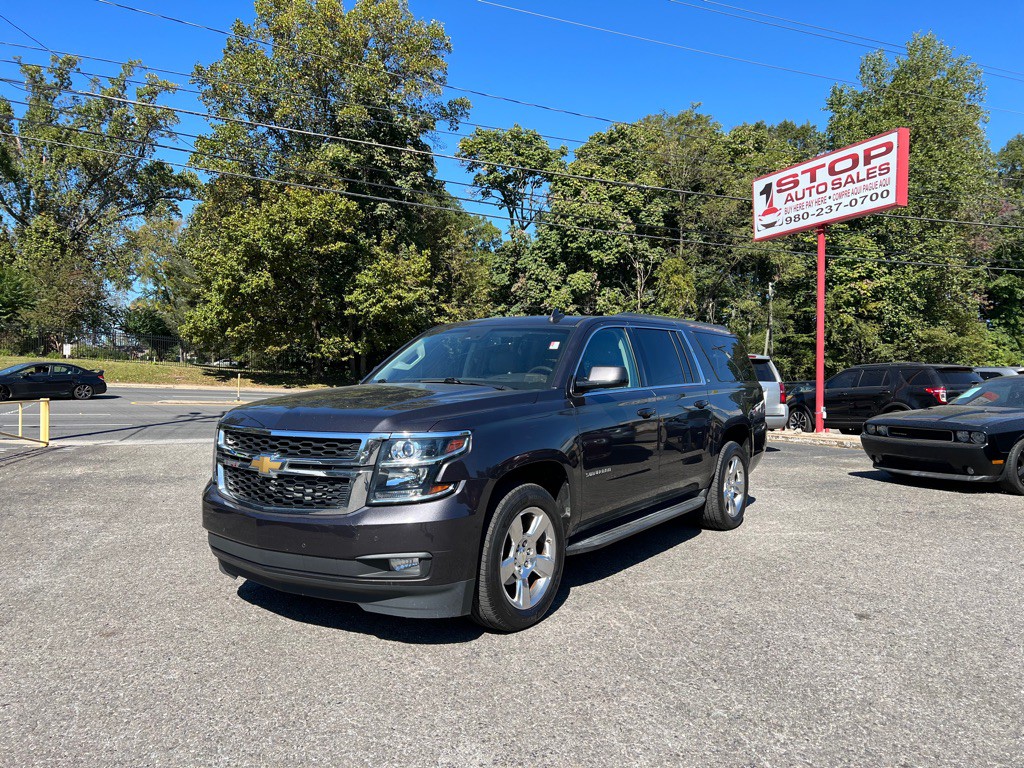 2016 Chevrolet Suburban Image 1