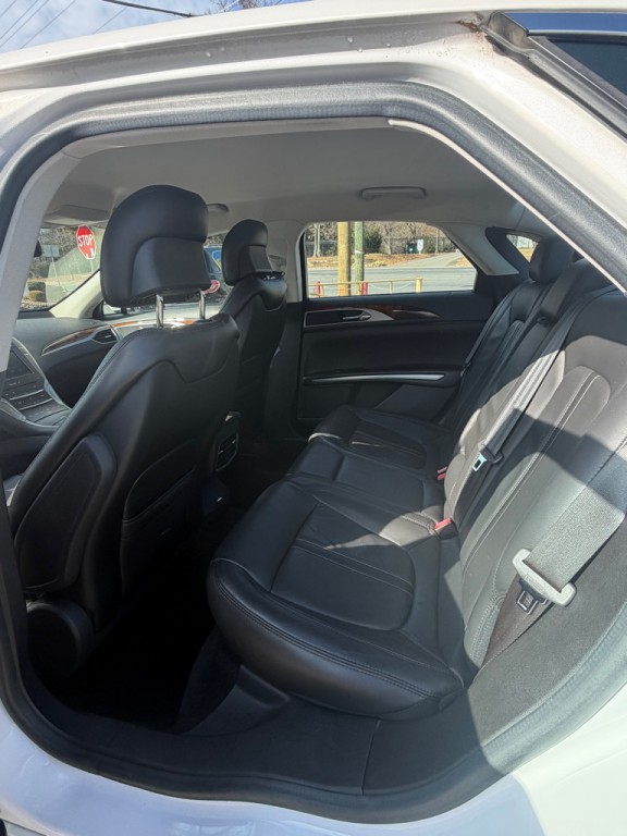 2014 Lincoln MKZ Image 7