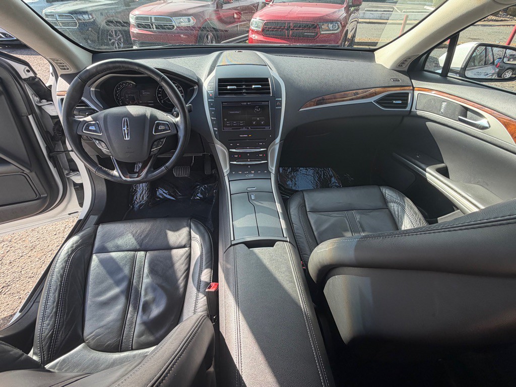 2014 Lincoln MKZ Image 8