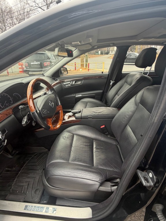 2011 Mercedes-Benz S-Class Image 7