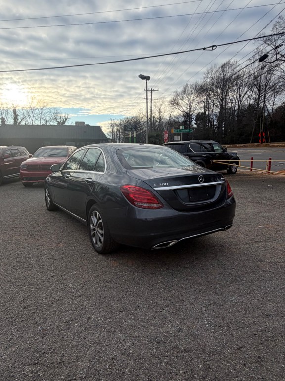 2015 Mercedes-Benz C-Class Image 2
