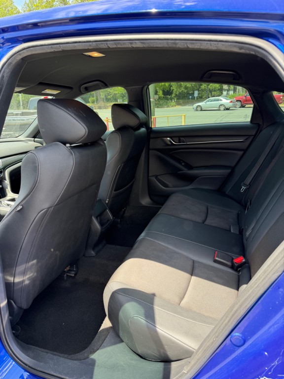 2019 Honda Accord Image 7