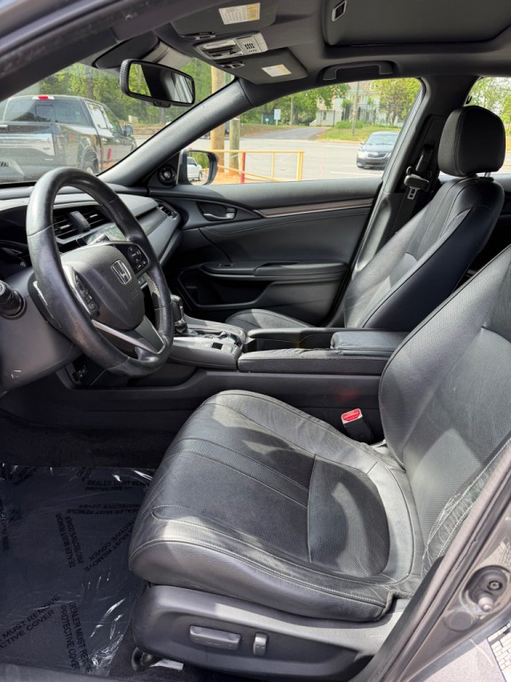 2018 Honda Civic Image 9