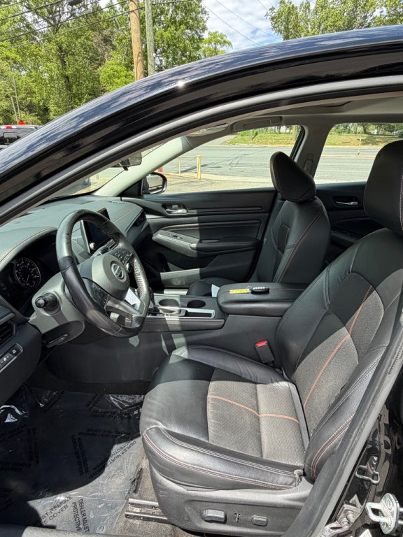 2022 Nissan Altima Image 6