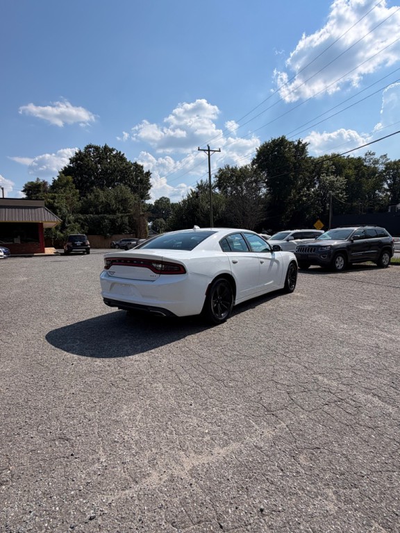 2016 Dodge Charger Image 4