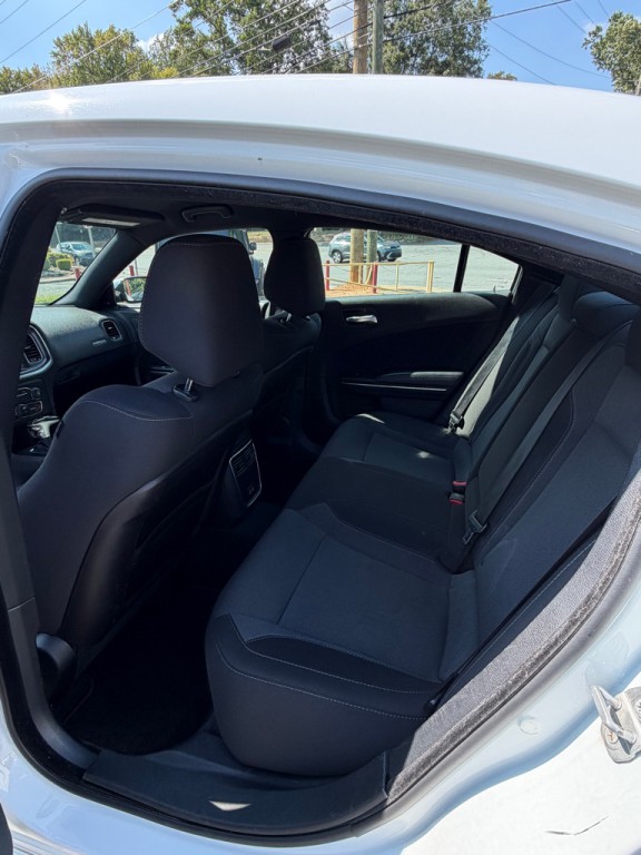 2016 Dodge Charger Image 15