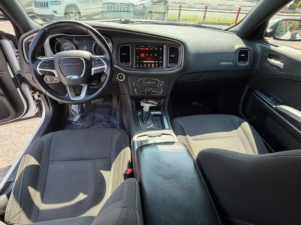 2016 Dodge Charger Image 16