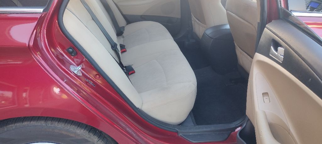 2012 Hyundai Sonata Image 12