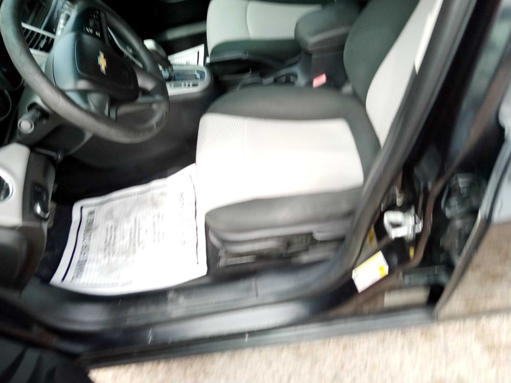 2011 Chevrolet Cruze Image 5