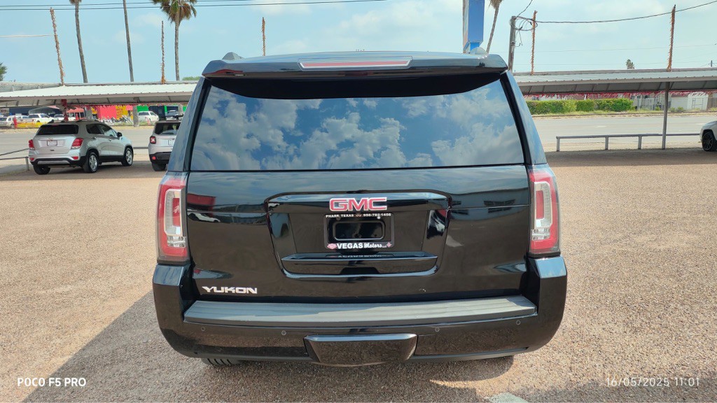 2015 GMC Yukon Image 3