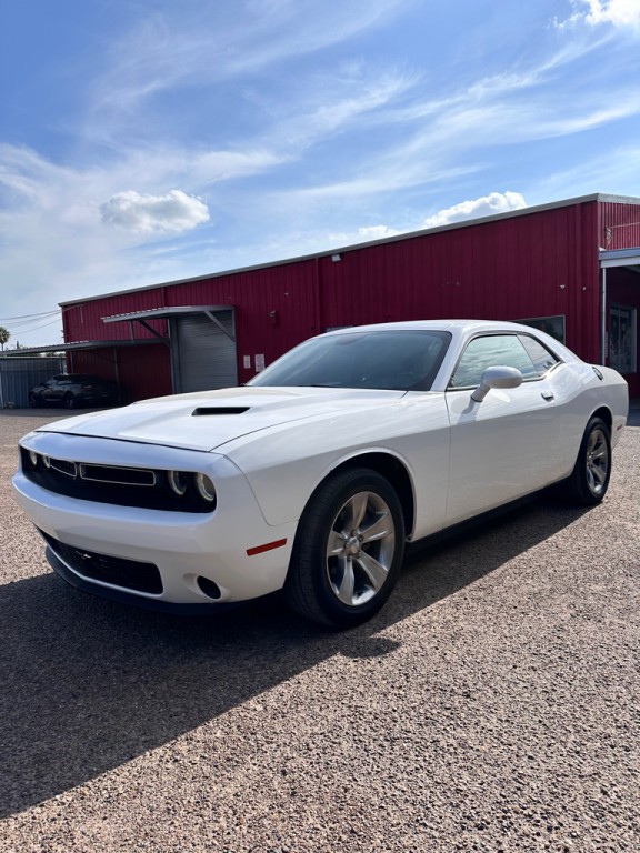2015 Dodge Challenger Image 2