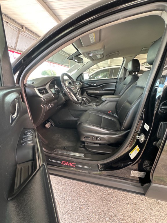 2017 GMC Acadia Image 5