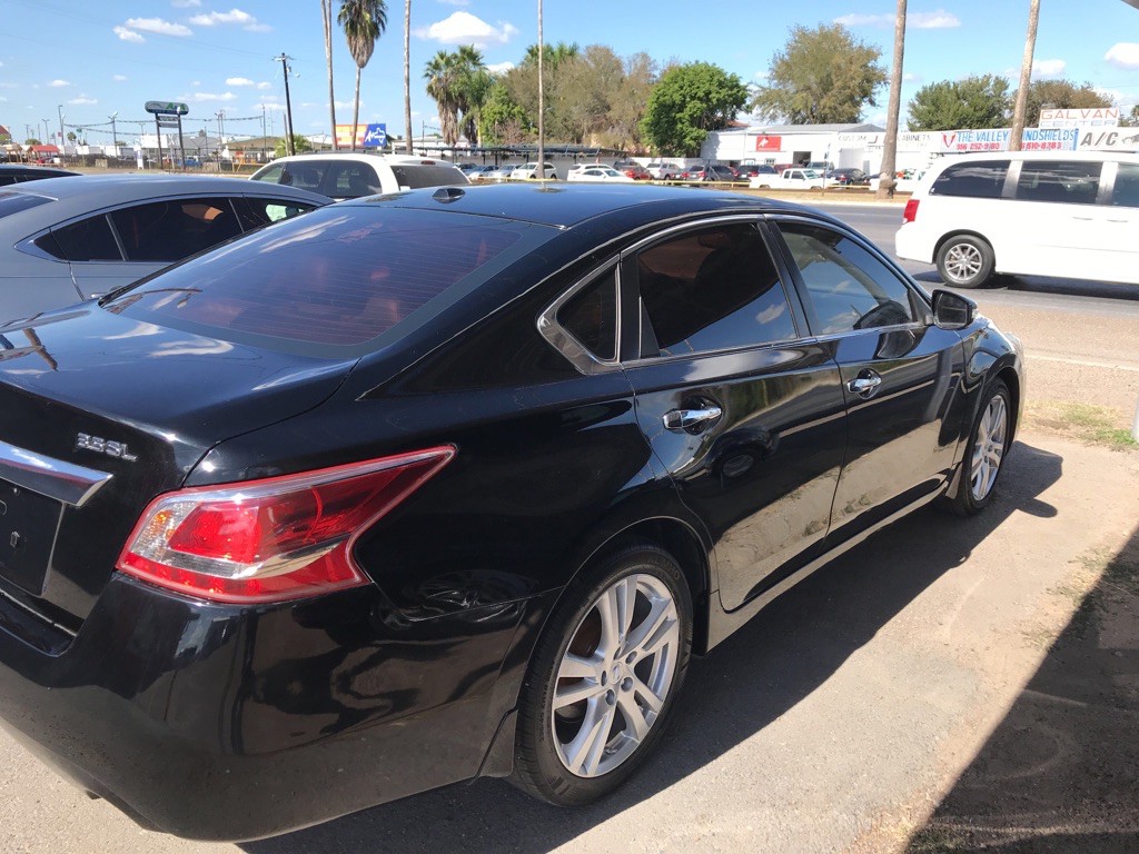2015 Nissan Altima Image 4