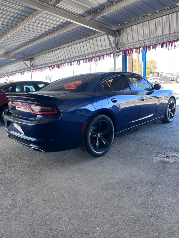 2017 Dodge Charger Image 4