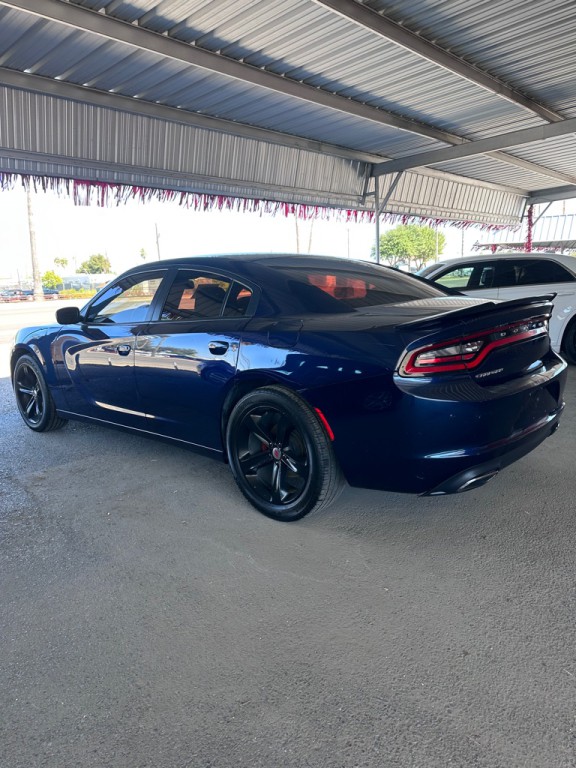 2017 Dodge Charger Image 8