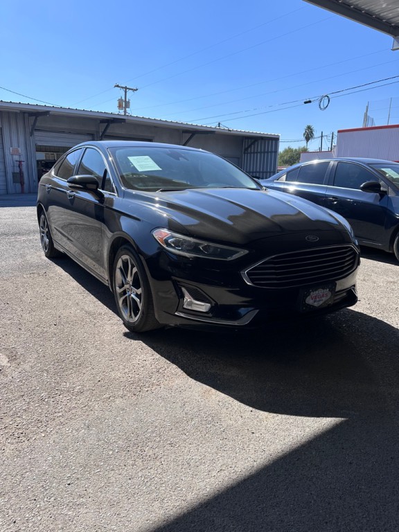 2019 Ford Fusion Image 1