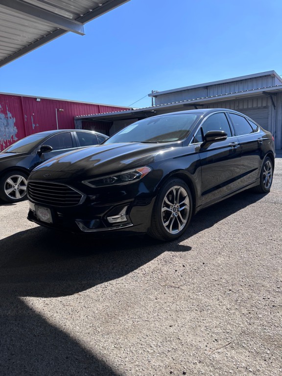2019 Ford Fusion Image 2