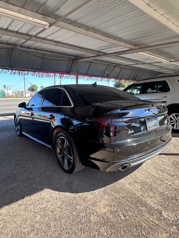 2017 Audi A4 Image 10