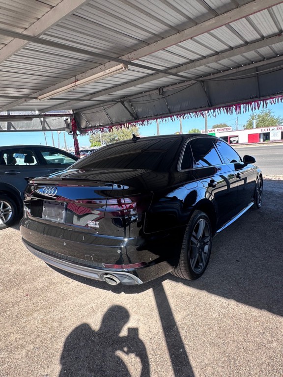 2017 Audi A4 Image 11