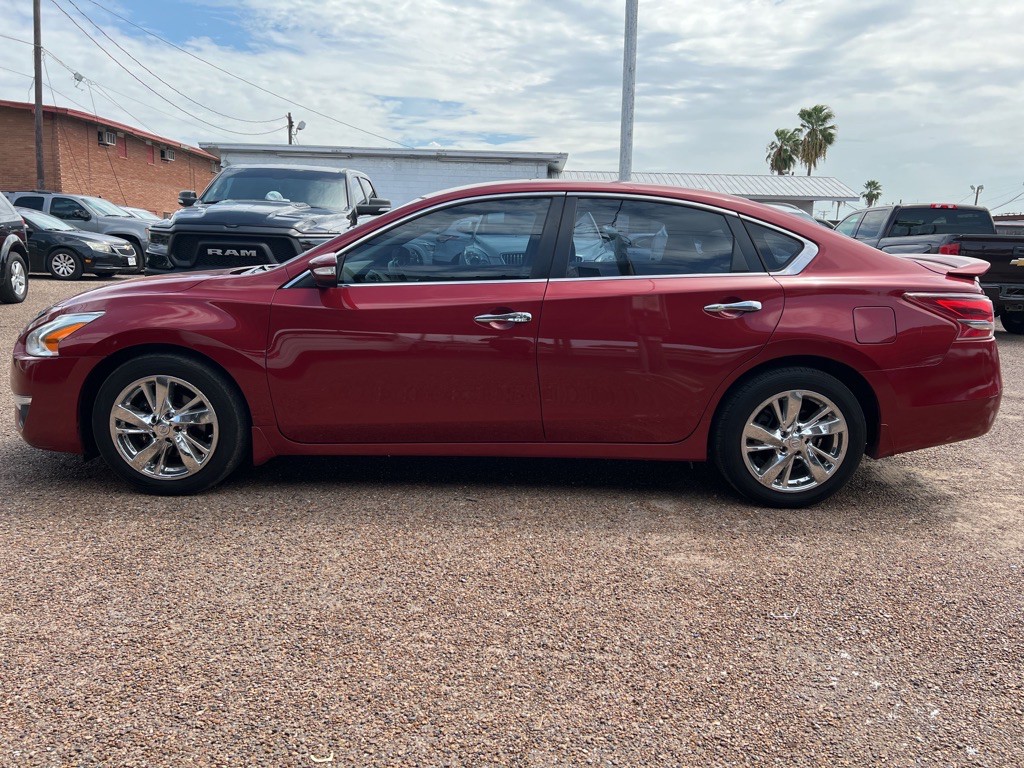 2013 Nissan Altima Image 7
