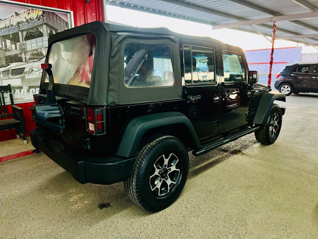 2015 Jeep Wrangler Unlimited Image 3