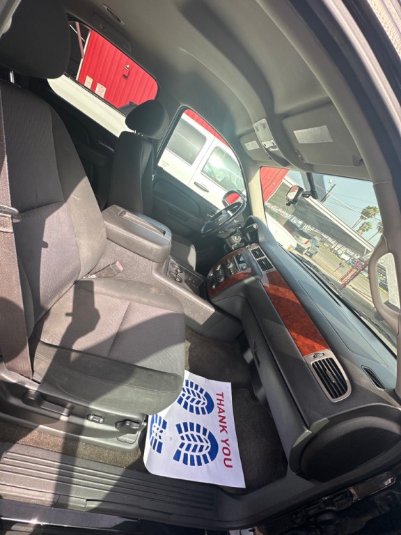 2013 Chevrolet Tahoe Image 3