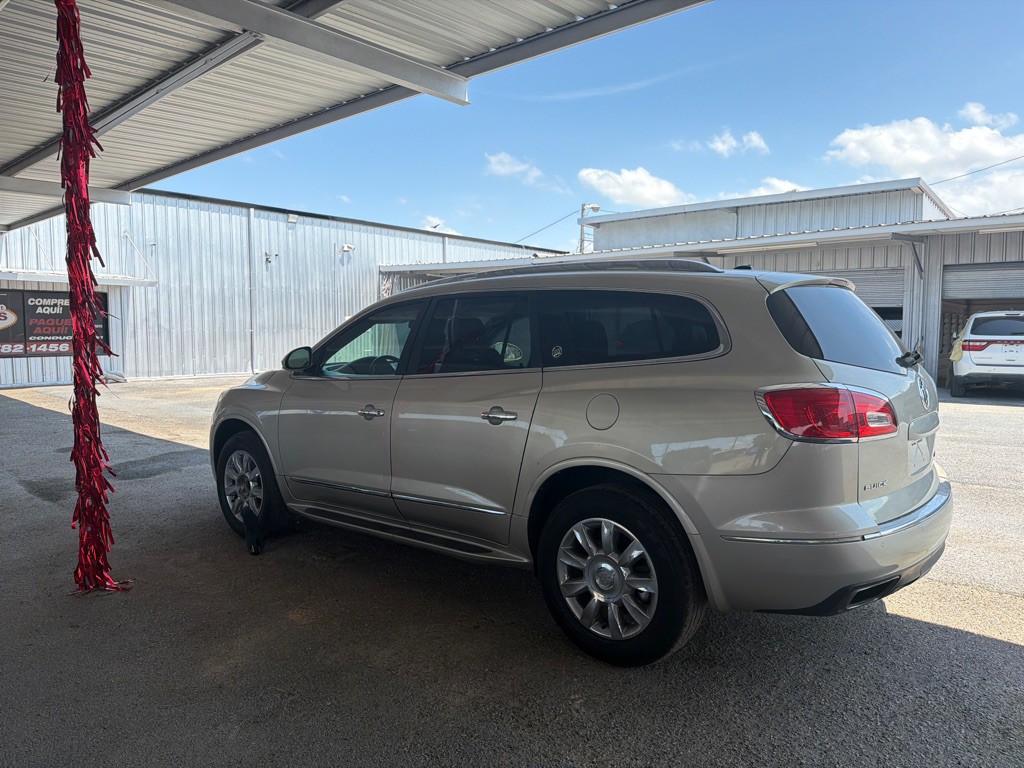 2011 Buick Enclave Image 2