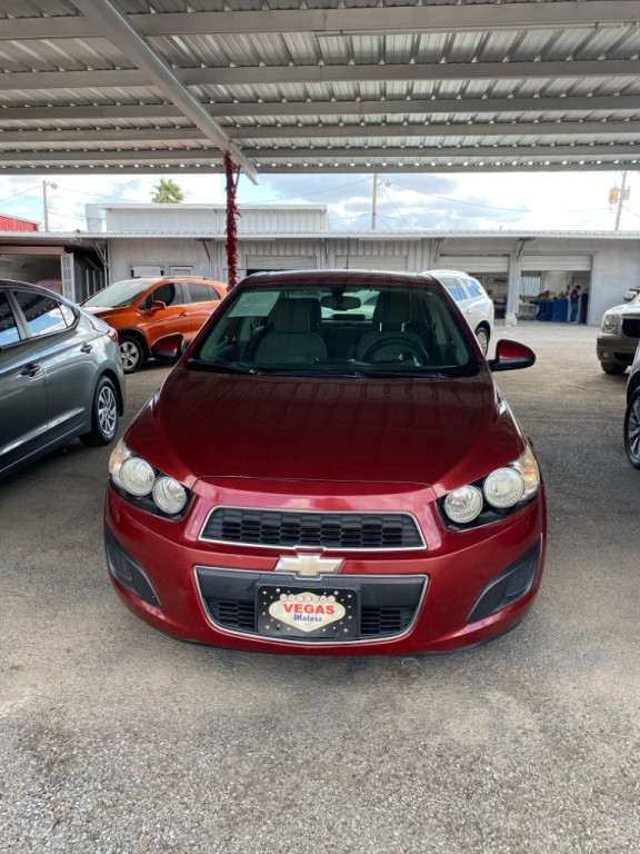 2016 Chevrolet Sonic Image 3